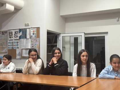 6fa10340-2fa3-4cef-9bca-def2ca063d15(1)